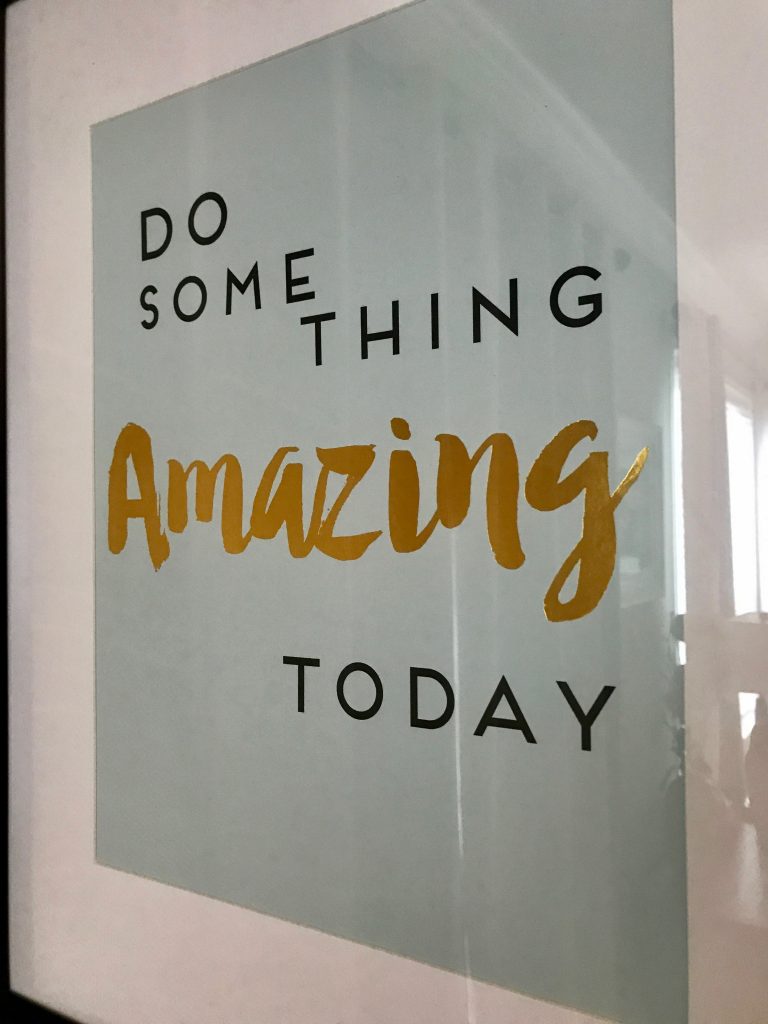 Positive wall hanging