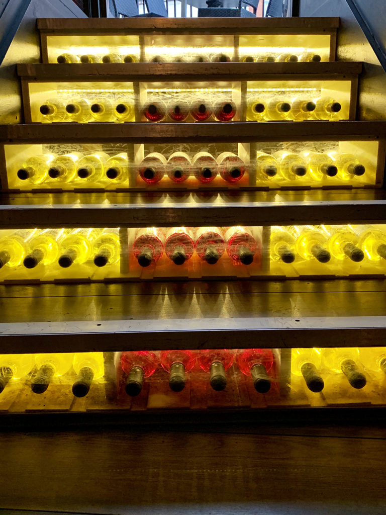 steps made from wine bottlesles